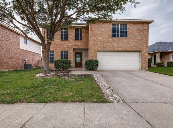 736 Eagle Drive, Saginaw, TX 76131