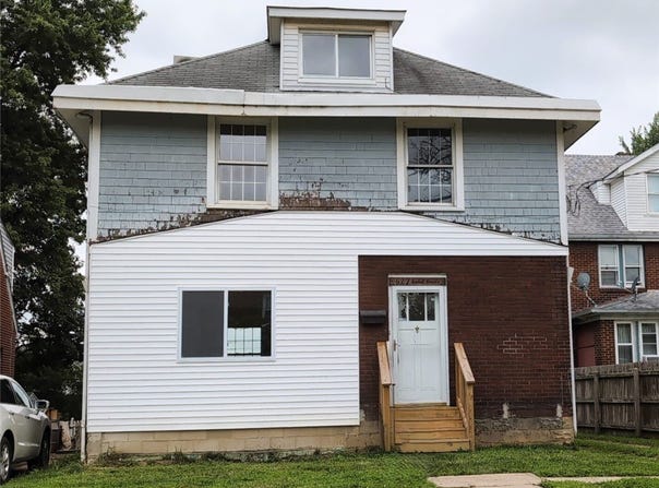 627 Kimball Ave, New Kensington, PA 15068
