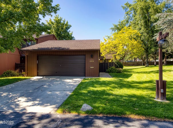 2018 Sunburst Way, Reno, NV 89509