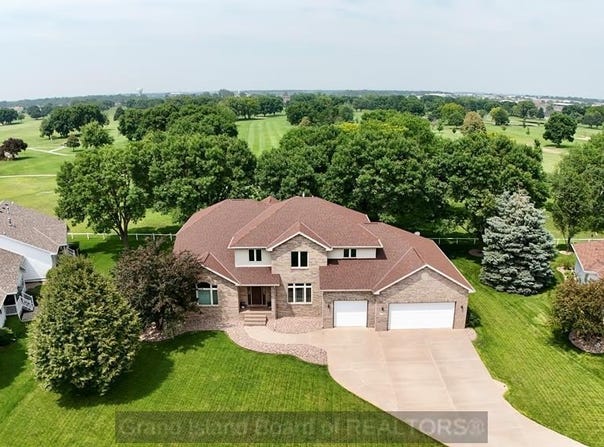 3310 Buffalo Ct, Grand Island, NE 68803
