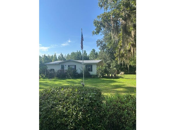 8075 Pine Tree, Donalsonville, GA 39845