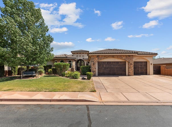 480 W Tonapah Way, Ivins, UT 84738