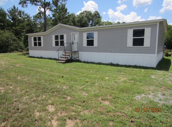 552 Shorey Drive, DeFuniak Springs, FL 32433