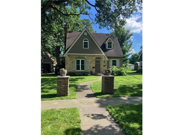546 Juul Road SW, Hutchinson, MN 55350
