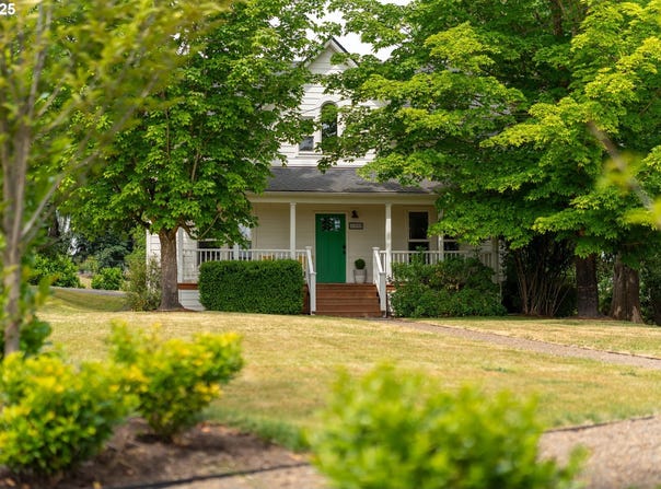 580 SW 9TH ST, Dundee, OR 97115