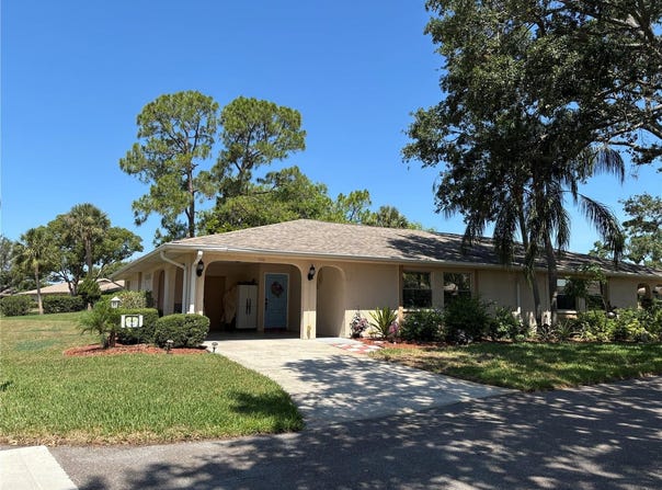 1111 HAREFIELD CIRCLE, SUN CITY CENTER, FL 33573