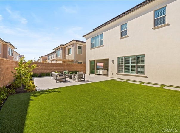 108 Hyperion, Irvine, CA 92618