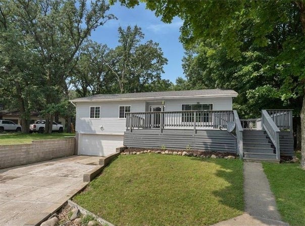 611 6th Street SE, Long Prairie, MN 56347