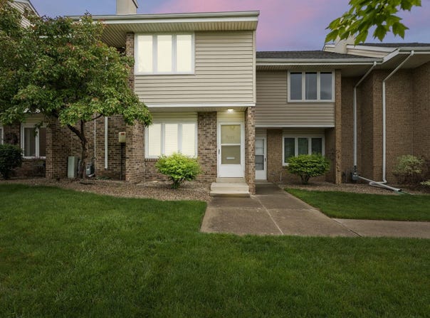 5659 South wayne Avenue, Fort Wayne, IN 46807