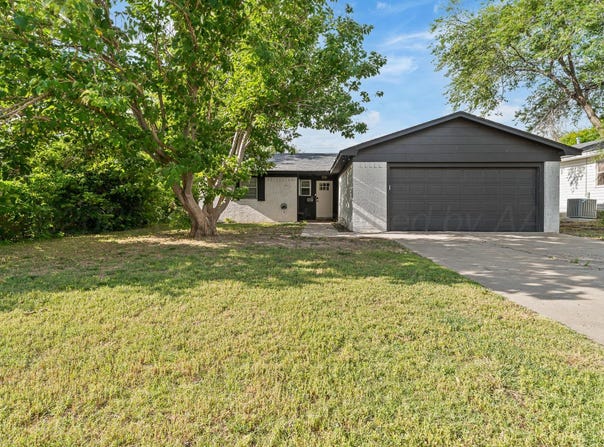 2626 13th Avenue, Canyon, TX 79015