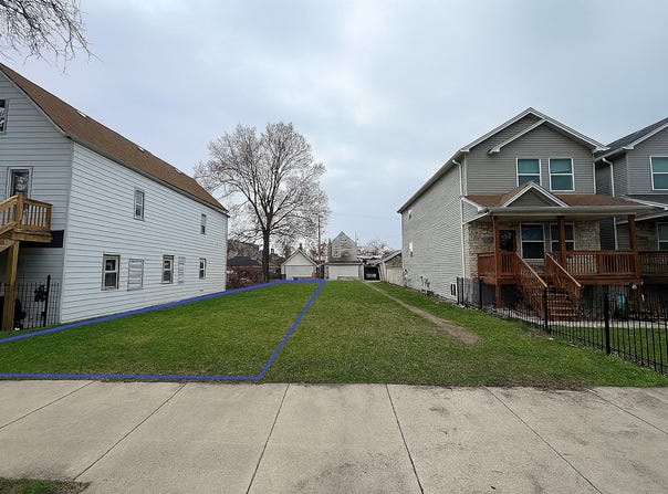 2457 W 46th Place, Chicago, IL 60632