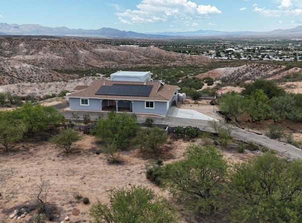 670 W Via Javalina, Benson, AZ 85602