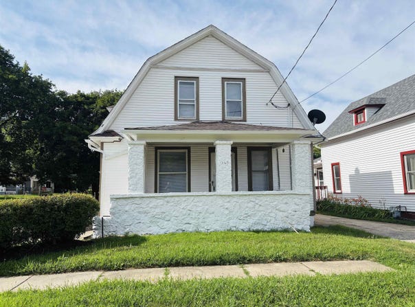 1347 Greenwood, ROCKFORD, IL 61107