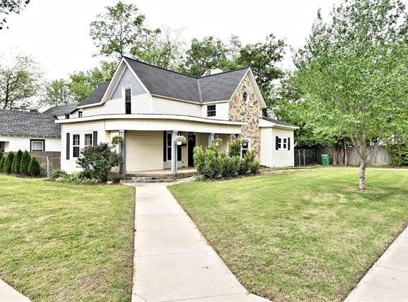 302 S Water Street, Sapulpa, OK 74066