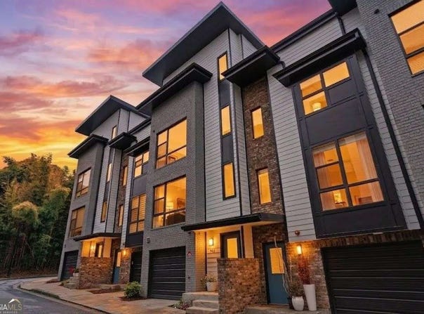 962 Moda Drive, Atlanta, GA 30316