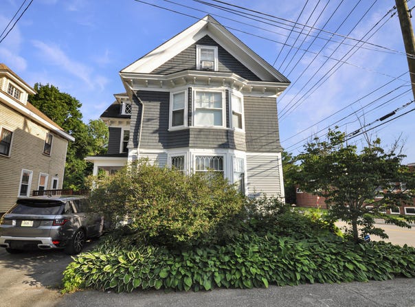 75 S South Park Street, Bangor, ME 04401