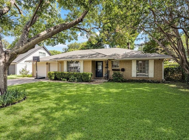 1318 Paisley Drive, Arlington, TX 76015