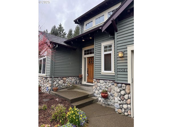 13581 SW ESSEX DR, Portland, OR 97223