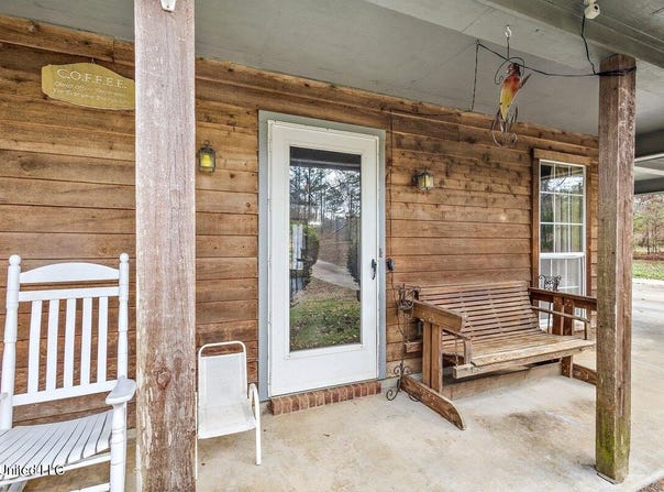 1408 Dunn Road, Terry, MS 39170