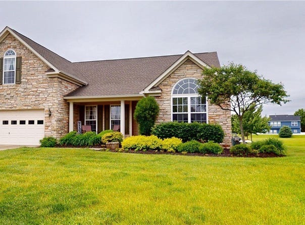 5786 Overlook Way, North Ridgeville, OH 44039
