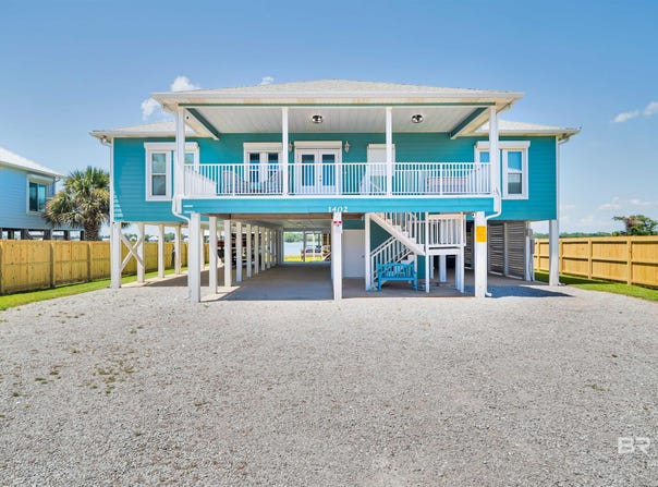 1402 Sandpiper Lane, Gulf Shores, AL 36542
