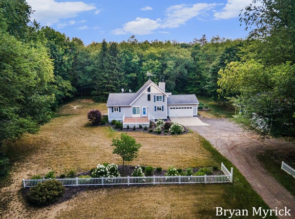 4675 44th Street, Holland, MI 49423