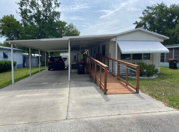 5431 NE 35th St, Silver Springs, FL 34488