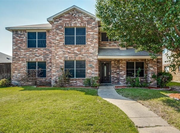 1810 Cedar Ridge Drive, Mesquite, TX 75181