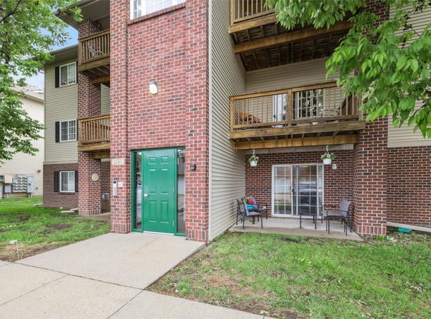 1265 SE 6th Street unit: 104, Grimes, IA 50111