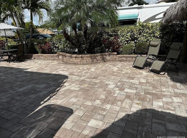 154 NW Hazard Way, Port St Lucie, FL 34986