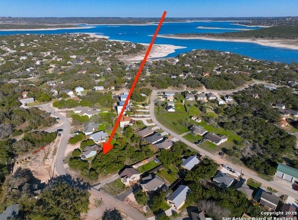 1100 Diamondhead, Canyon Lake, TX 78133