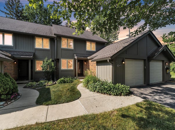 44877 Erin Drive, Plymouth, MI 48170