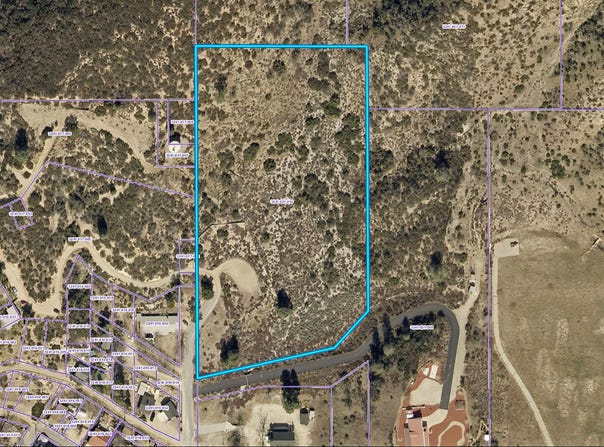 Mountain View Road, Lake Hughes, CA 93532