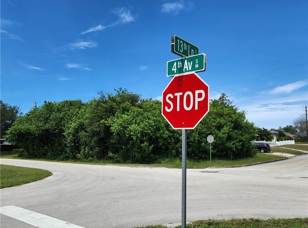 1330 4th Avenue SW, Vero Beach, FL 32962