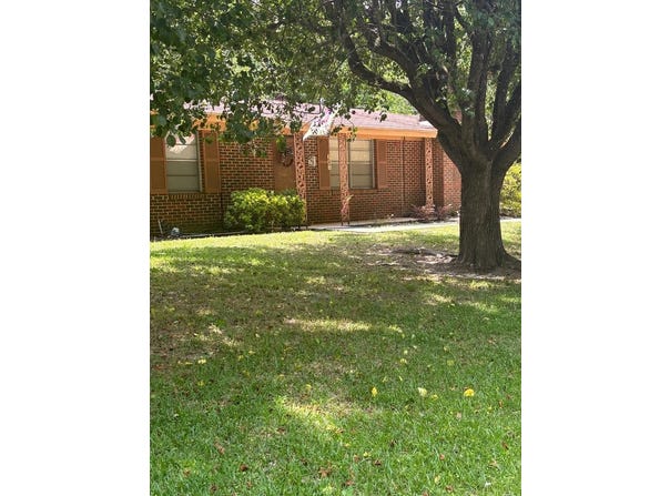 465 Dickert Circle, Brundidge, AL 36010