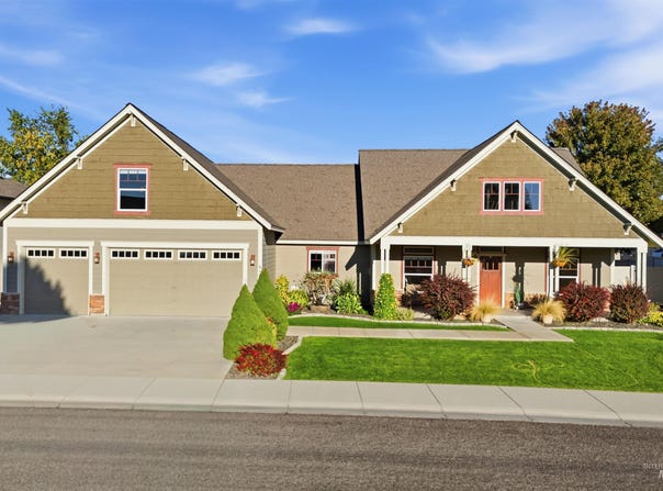 434 S Winslow Bay Way, Star, ID 83669