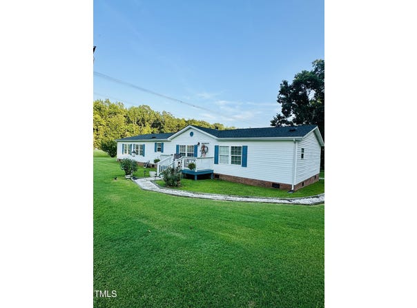 1002 Dennys Store Road, Roxboro, NC 27574