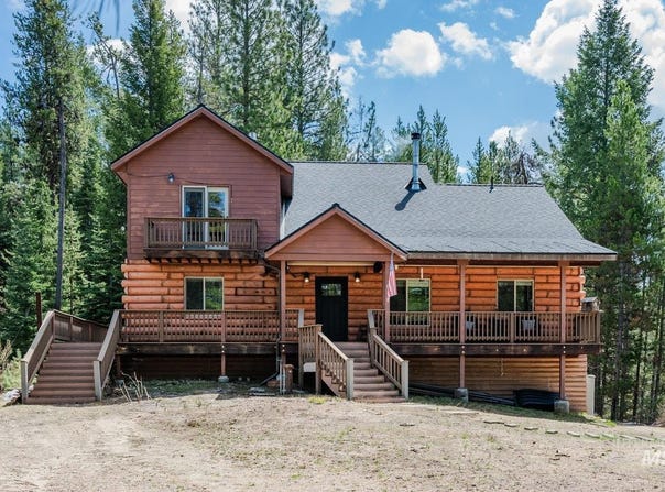 10390 Gamann Dr, Cascade, ID 83611