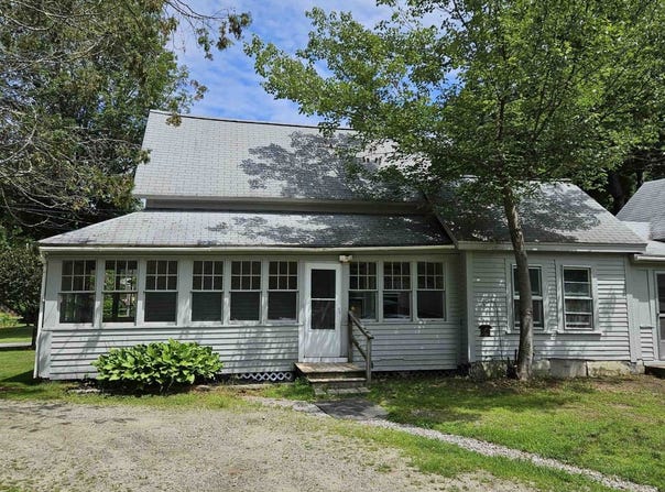 88 West Mill Street, Hillsborough, NH 03244