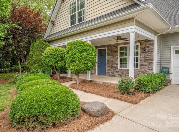 7101 Weavers Run, Cramerton, NC 28032