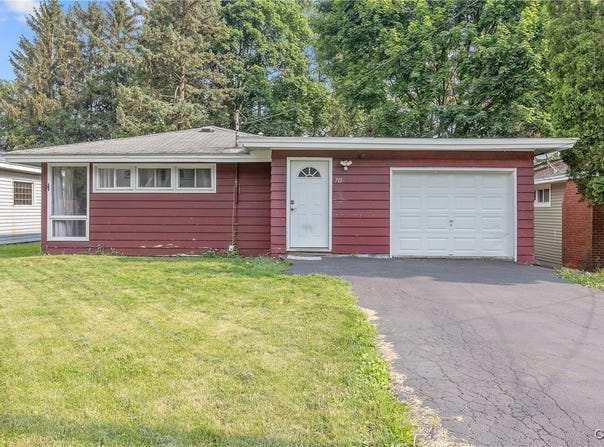 711 Mountainview Avenue, Syracuse, NY 13224