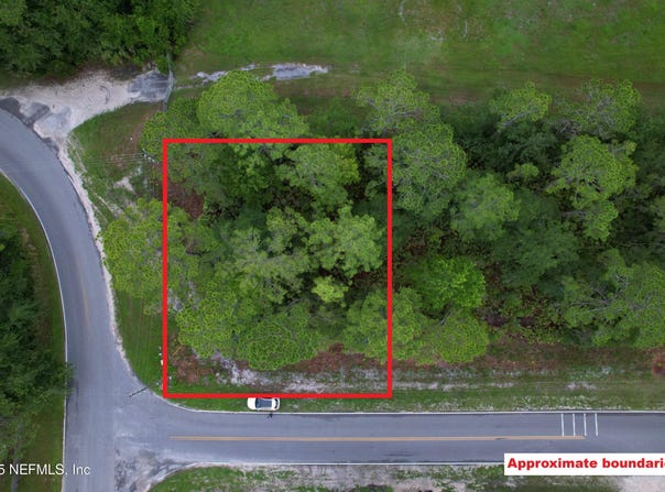 RODEO Drive, Interlachen, FL 32148