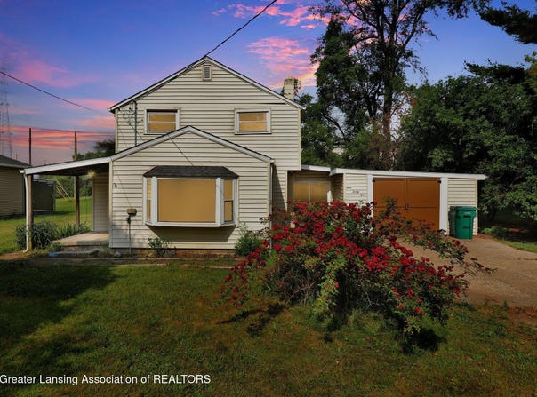 321 Lamb Street, Perry, MI 48872
