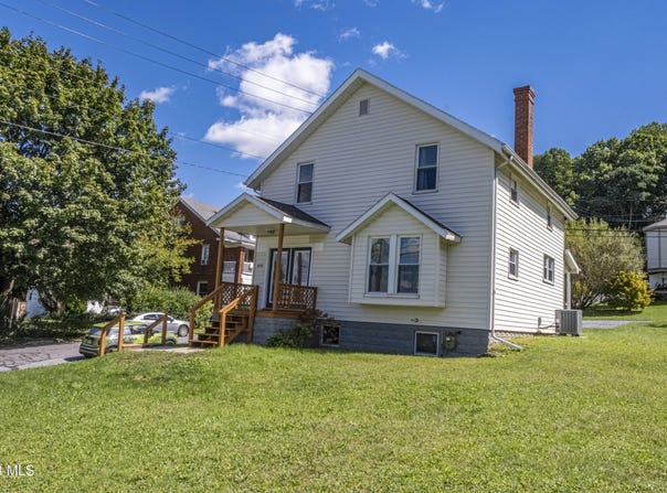 4501 6th Avenue, Altoona, PA 16602