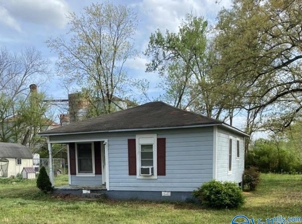 410-1 Ponroy Street, Scottsboro, AL 35768