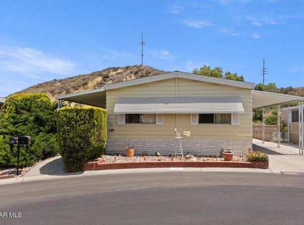 15750 S Arroyo Drive, Moorpark, CA 93021