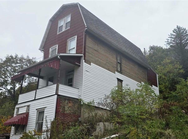 1134 Ridge Ave, Greater Johnstown School District, PA 15901