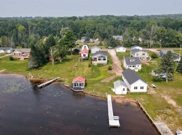 42720 Lakeshore, Chassell, MI 49916