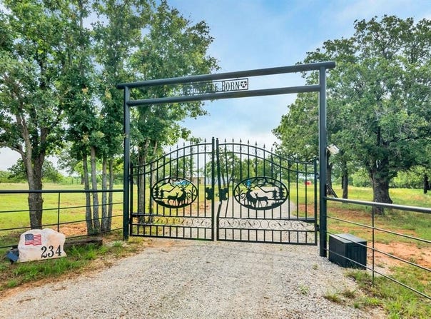 234 Pumphrey Road, Loving, TX 76460