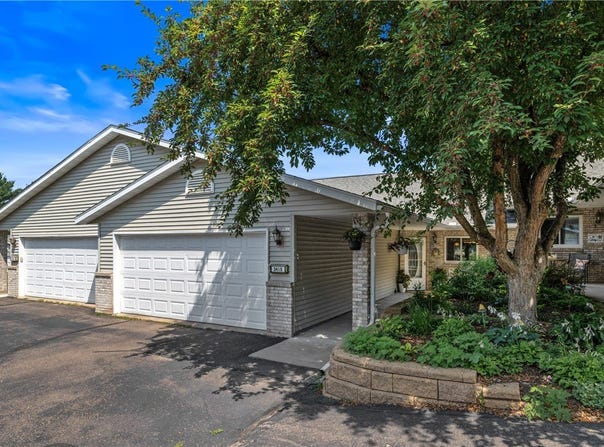 3415 MCELROY Court, Eau Claire, WI 54701